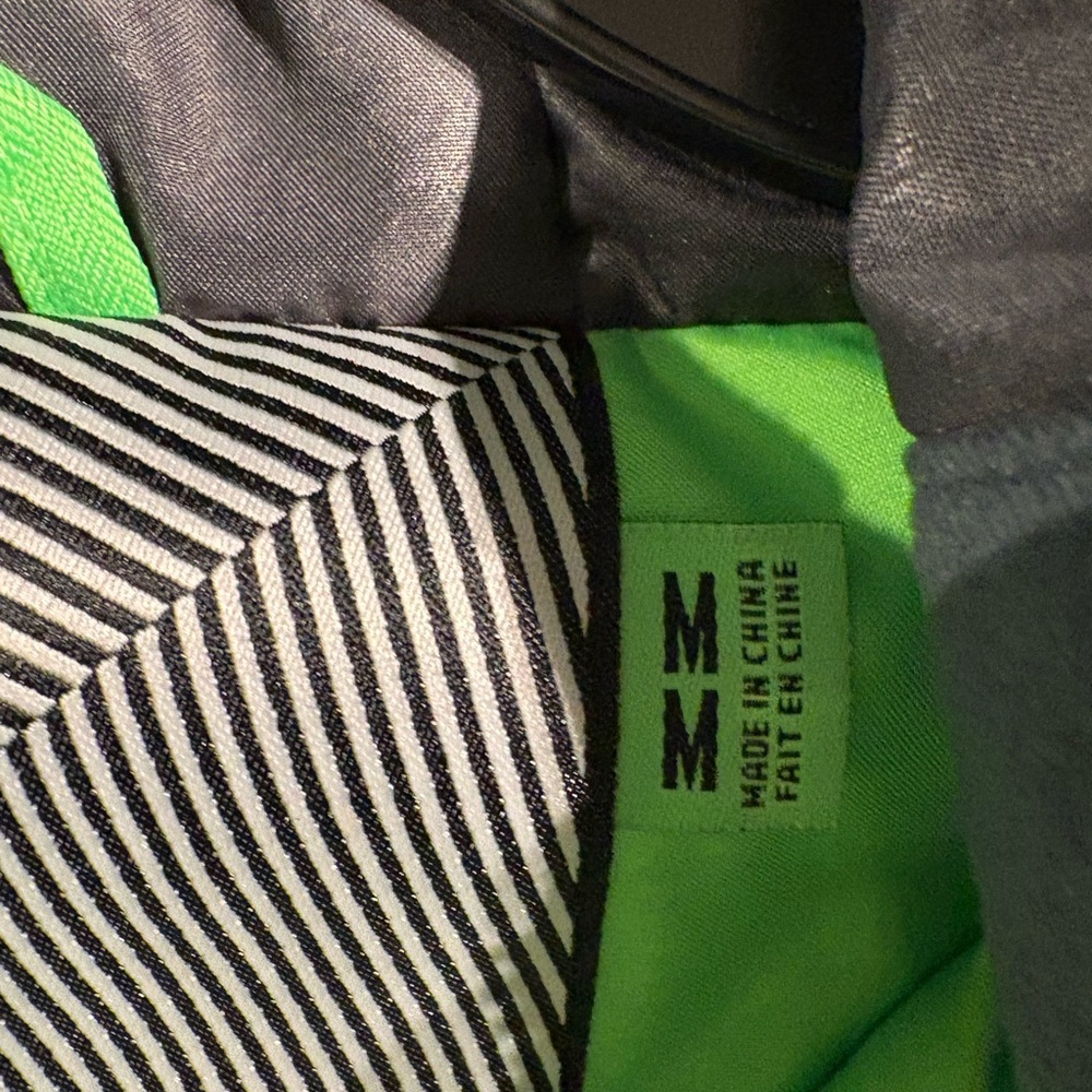 Volcom Green and Black Hooded Jacket - Picture 3 of 4